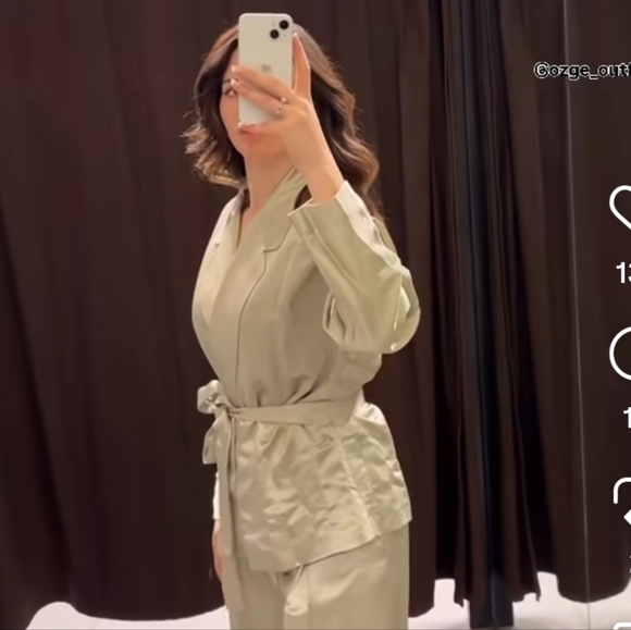 ZW COLLECTION LIMITED EDITION SATIN BELTED BLAZER - Picture 11 of 12